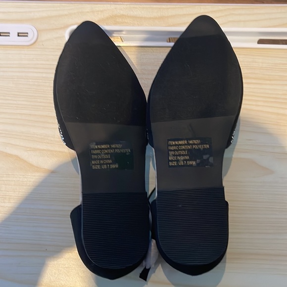 Torrid rhinestones flats w/ ankle straps size 7.5 Wide Width New never been worn - Picture 7 of 9